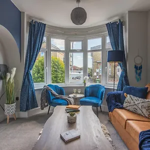 Spacious House Sanctuary In The Holiday home